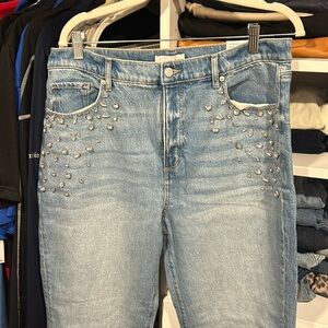 NWT ✨
Loft Rhinestone Studded Jeans
